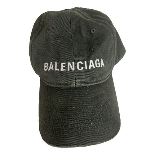Pre-owned Balenciaga Cap In Navy