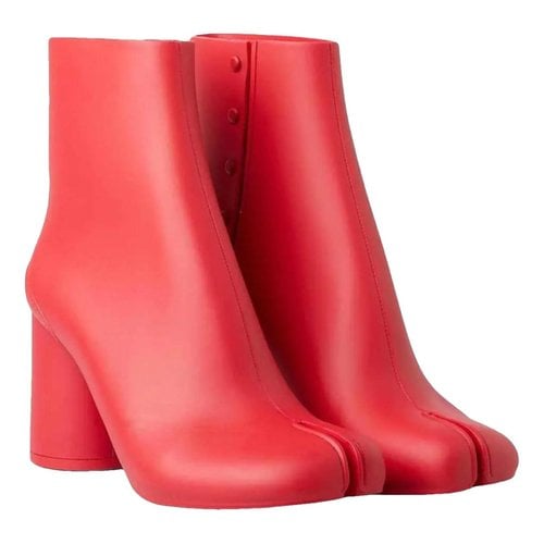 Pre-owned Maison Margiela Tabi Ankle Boots In Red