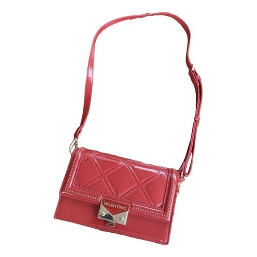 Pre-owned Valentino By Mario Valentino Leather Clutch Bag In Red
