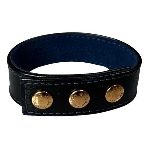 Pre-owned Louis Vuitton Patent Leather Bracelet In Blue