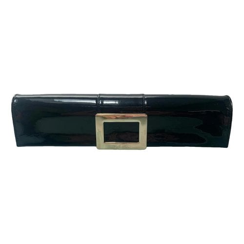 Pre-owned Roger Vivier Patent Leather Clutch Bag In Black