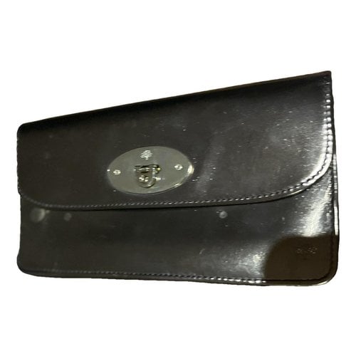 Pre-owned Mulberry Patent Leather Clutch In Gold