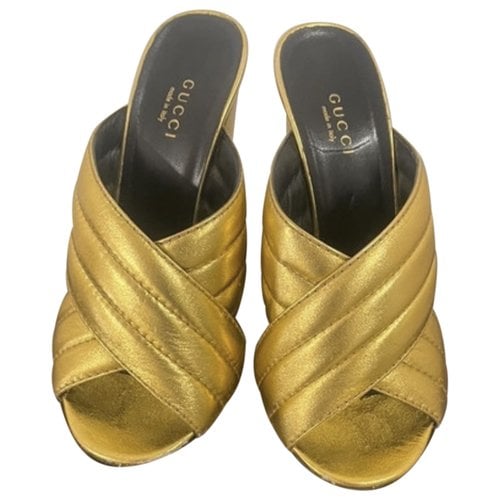 Pre-owned Gucci Leather Mules & Clogs In Gold