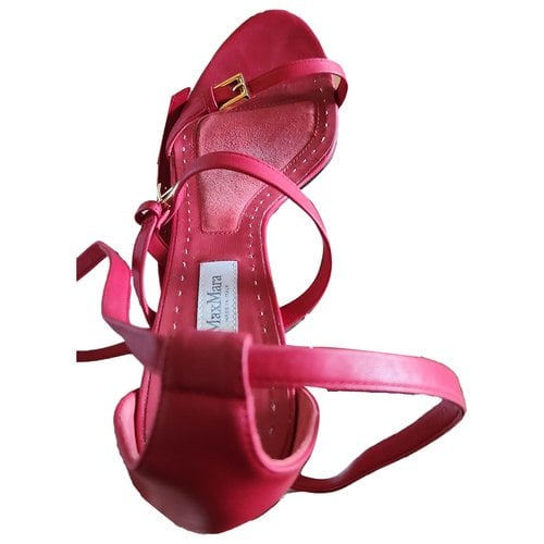 Pre-owned Max Mara Leather Sandals In Red