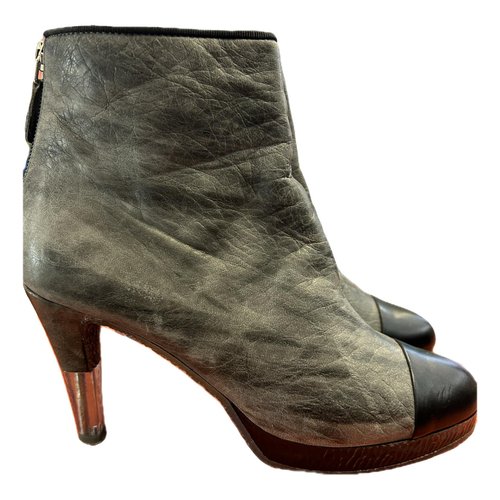Pre-owned Chanel Leather Ankle Boots In Grey