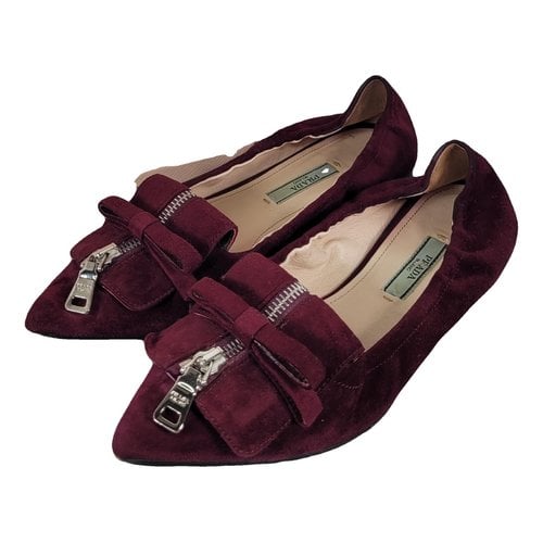 Pre-owned Prada Leather Ballet Flats In Burgundy