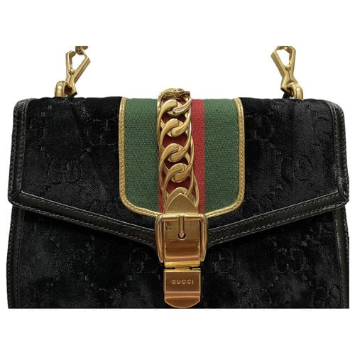 Pre-owned Gucci Sylvie Velvet Handbag In Black