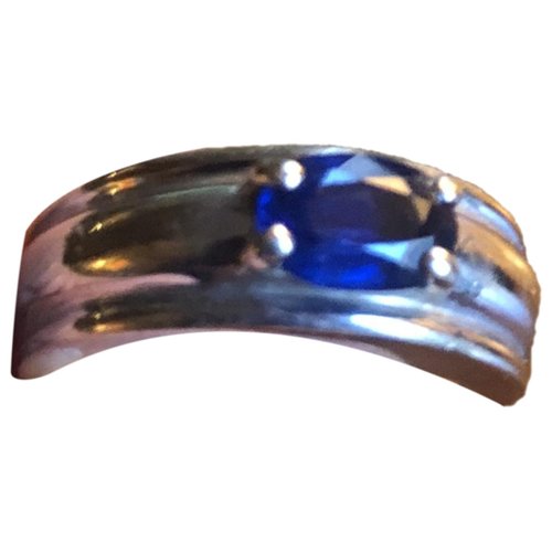 Pre-owned Boucheron White Gold Ring In Blue