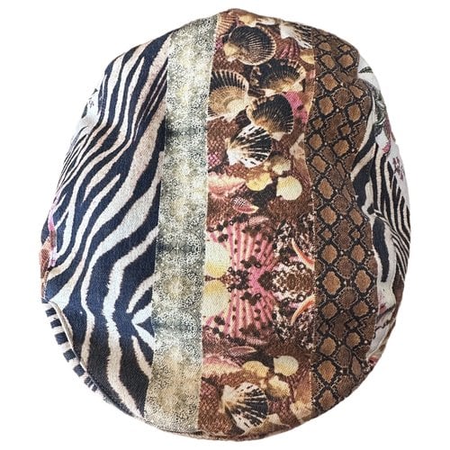 Pre-owned Just Cavalli Beret In Camel