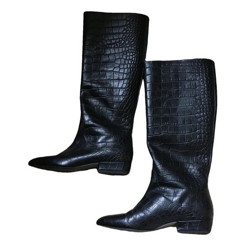 Pre-owned Claudie Pierlot Patent Leather Riding Boots In Black