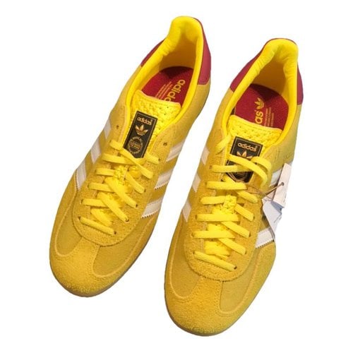 Pre-owned Adidas Originals Gazelle Leather Low Trainers In Yellow