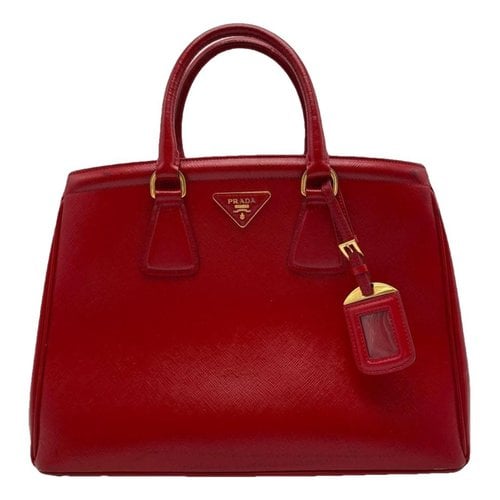 Pre-owned Prada Saffiano Leather Handbag In Red