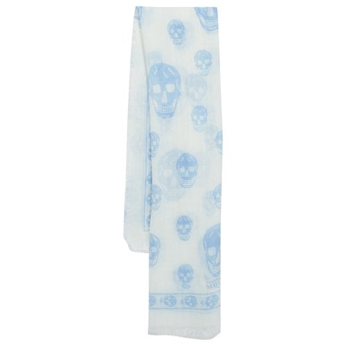 Pre-owned Alexander Mcqueen Cashmere Scarf In White