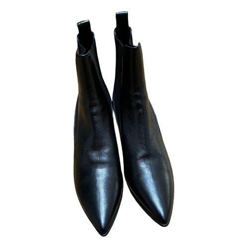 Pre-owned Saint Laurent Leather Boots In Black