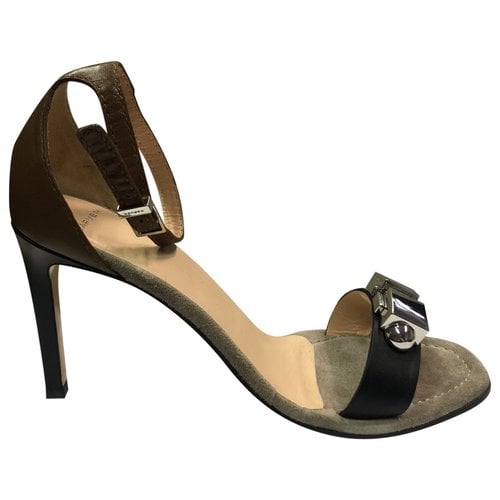 Pre-owned Carven Leather Sandal In Other