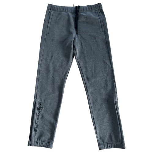 Pre-owned Moncler Leggings In Grey