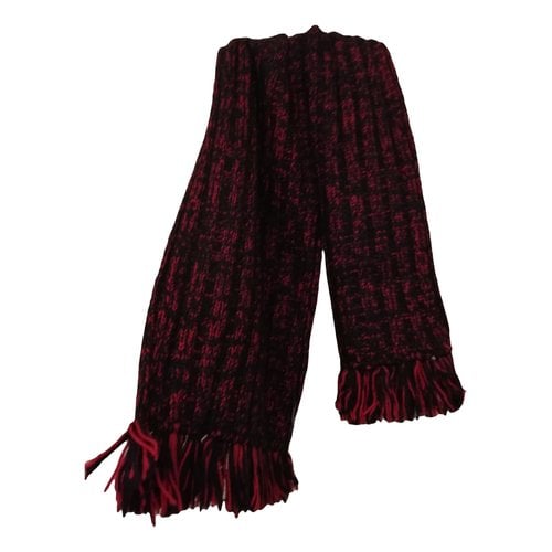 Pre-owned Dolce & Gabbana Wool Scarf In Red