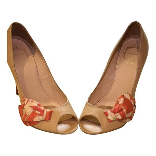 Pre-owned Emilio Pucci Leather Heels In Beige