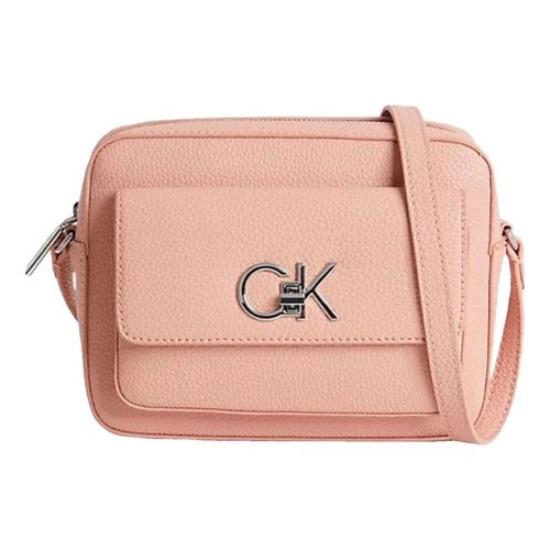 Pre-owned Calvin Klein Crossbody Bag In Pink