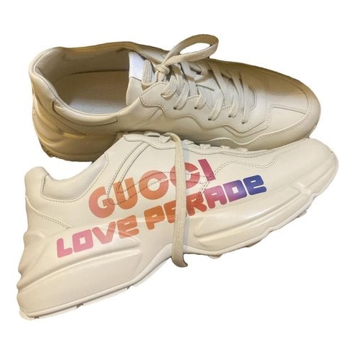 Pre-owned Gucci Leather Trainers In Beige