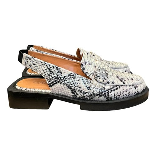 Pre-owned Ganni Patent Leather Ballet Flats In Ecru