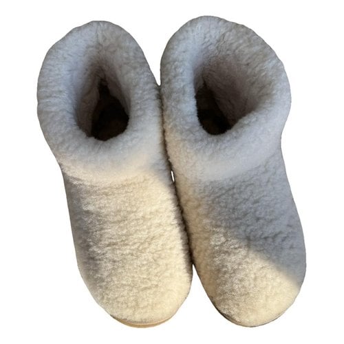 Pre-owned 12 Storeez Shearling Snow Boots In White