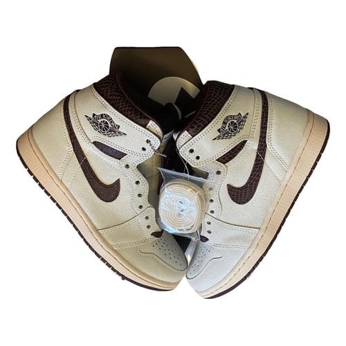 Pre-owned Jordan 1 Leather High Trainers In White