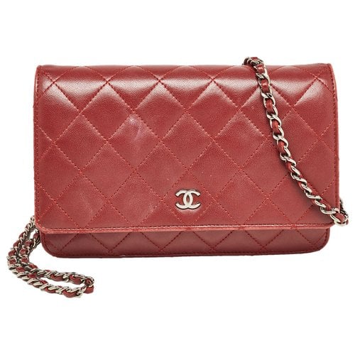 Pre-owned Chanel Leather Wallet In Burgundy