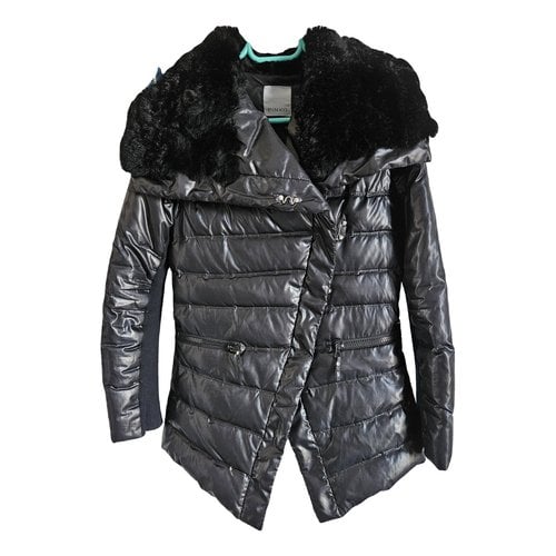 Pre-owned Pinko Puffer In Black