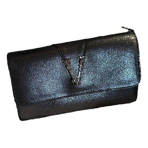Pre-owned Versace Leather Clutch Bag In Grey