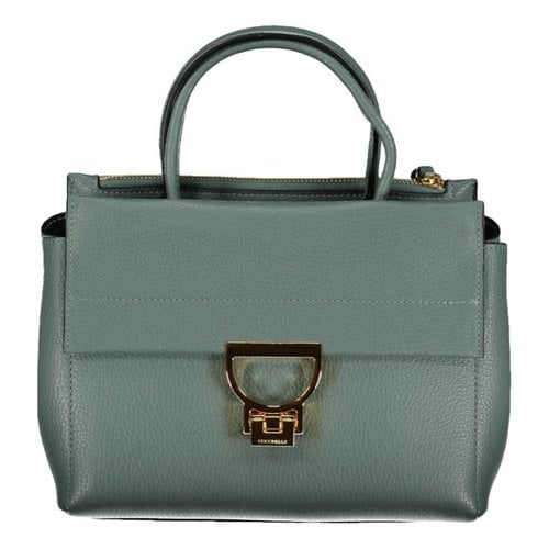 Pre-owned Coccinelle Leather Handbag In Green