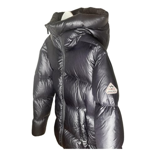 Pre-owned Pyrenex Puffer In Black