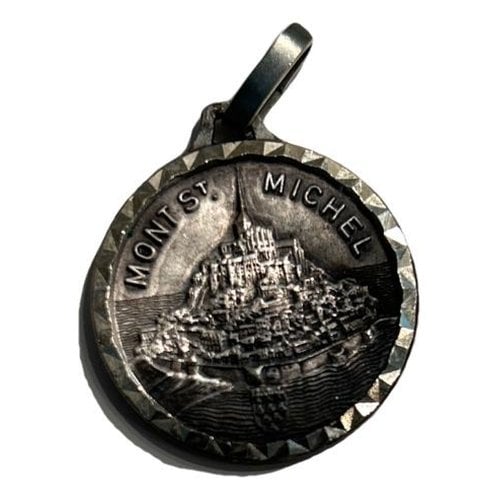 Pre-owned Le Mont Saint Michel Pendant In Silver