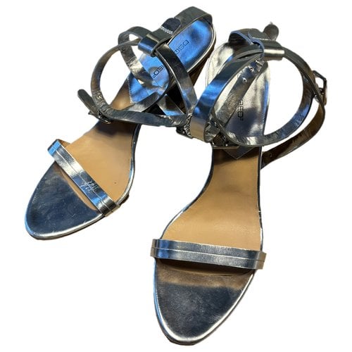 Pre-owned Dsquared2 Leather Sandals In Silver