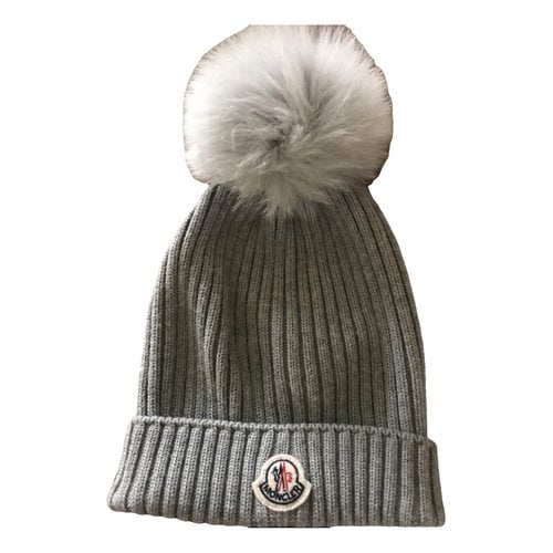 Pre-owned Moncler Wool Beanie In Grey