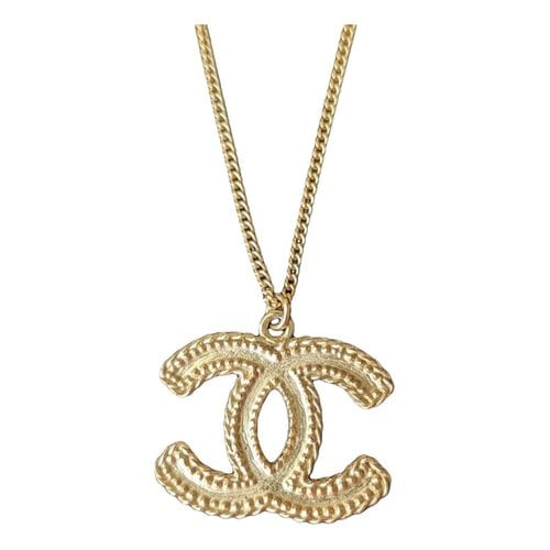 Pre-owned Chanel Cc Necklace In Yellow