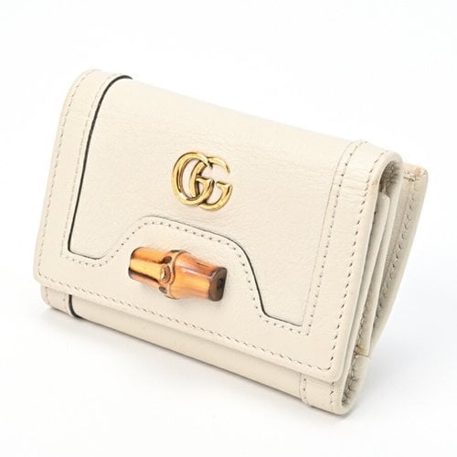Pre-owned Gucci Marmont Leather Wallet In White
