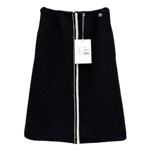 Pre-owned Chanel Wool Skirt In Black