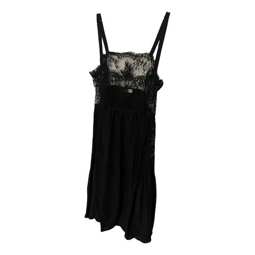 Pre-owned Dries Van Noten Lace Mid-length Dress In Black