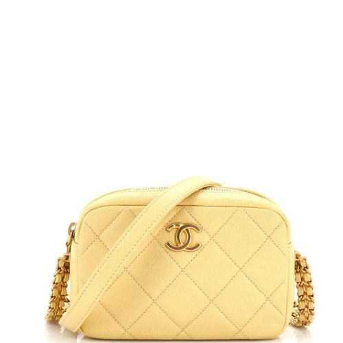 Pre-owned Chanel Leather Handbag In Yellow