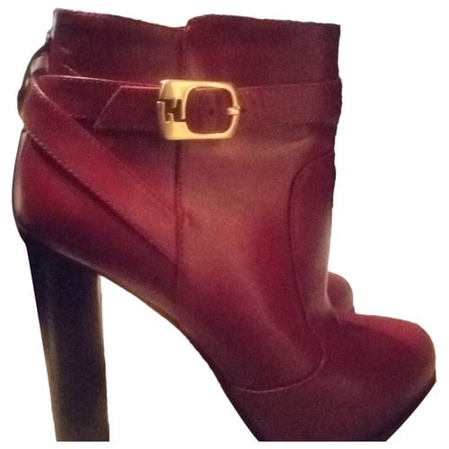 Pre-owned Fendi Leather Ankle Boots In Burgundy
