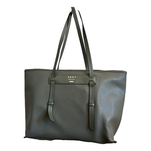 Pre-owned Dkny Leather Tote In Green