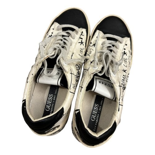 Pre-owned Guess Low Trainers In Other
