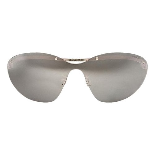 Pre-owned Moncler Sunglasses In Silver