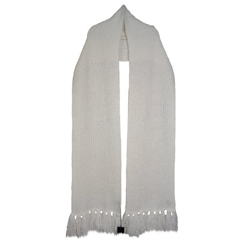 Pre-owned Saint Laurent Wool Scarf In White
