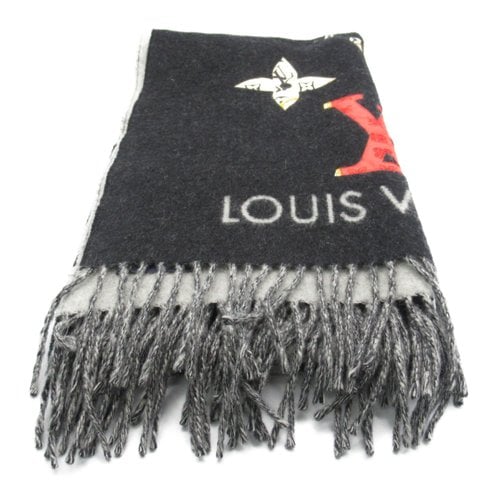 Pre-owned Louis Vuitton Cashmere Stole In Black