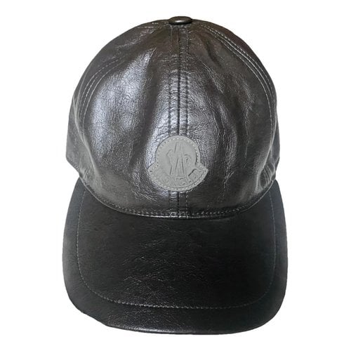 Pre-owned Moncler Hat In Khaki