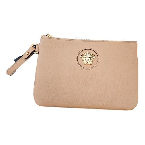 Pre-owned Versace Leather Purse In Beige