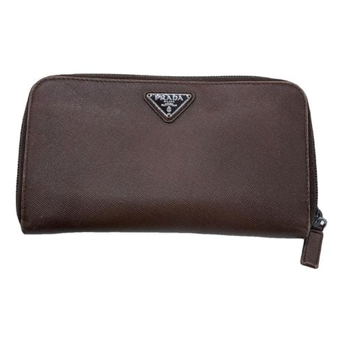 Pre-owned Prada Diagramme Leather Wallet In Brown