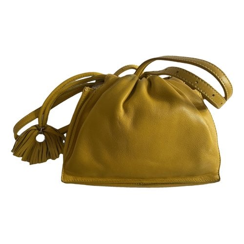 Pre-owned Loewe Flamenco Leather Crossbody Bag In Yellow
